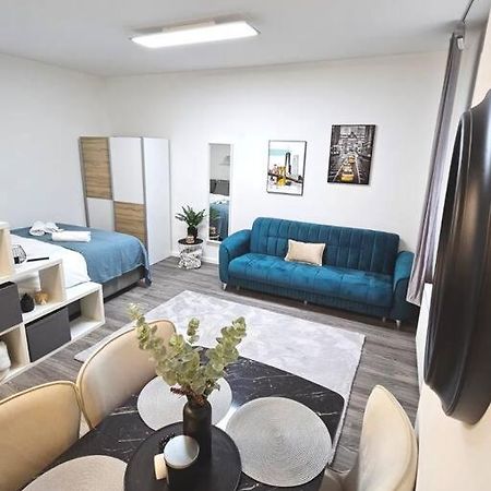 Affordable Suite In Vienna'S Hotpoint מראה חיצוני תמונה