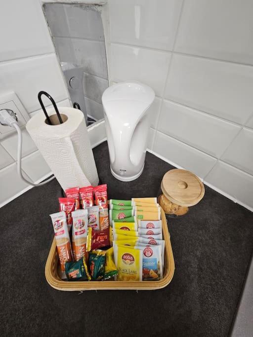 Affordable Suite In Vienna'S Hotpoint מראה חיצוני תמונה